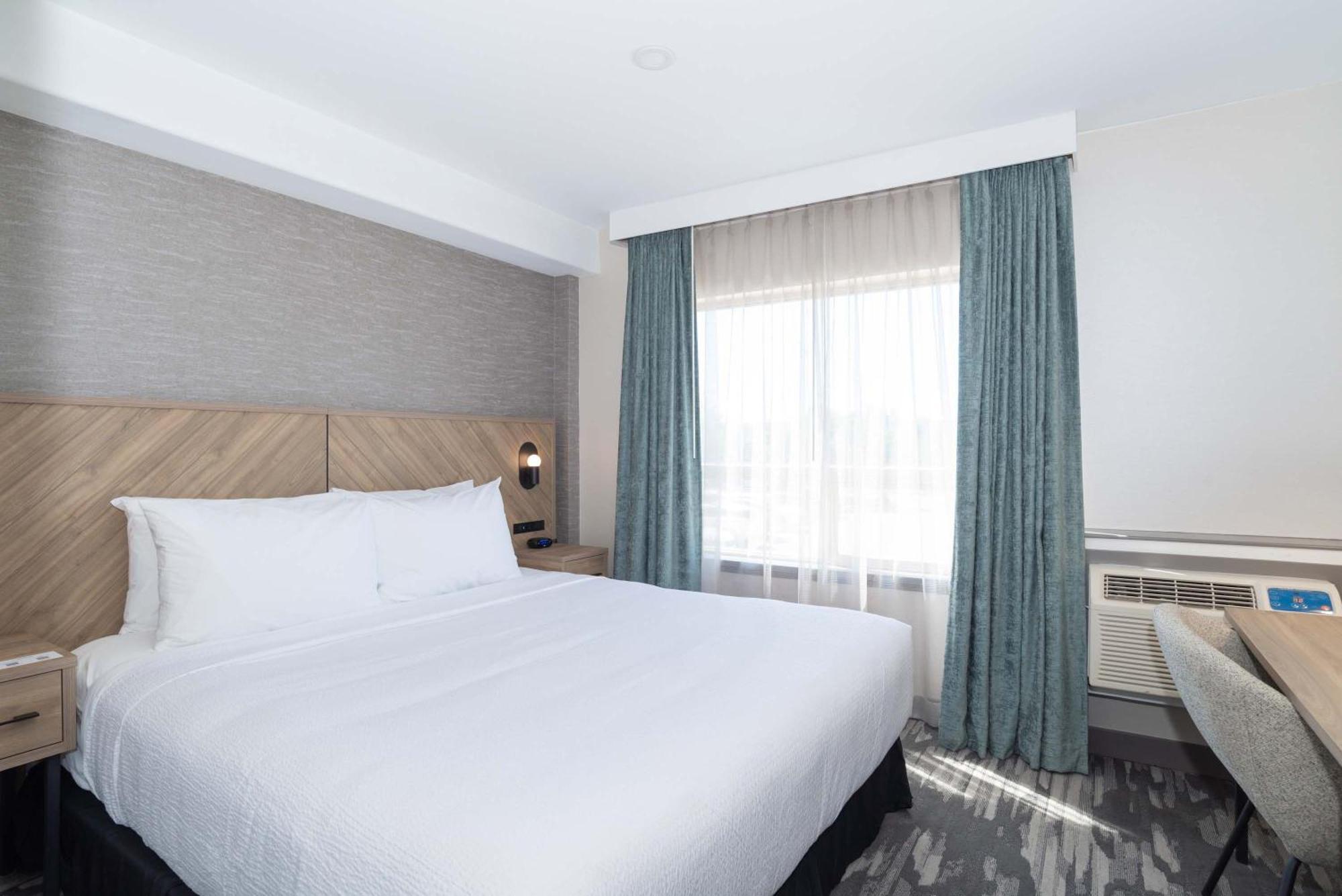 Sandman Hotel Quesnel Εξωτερικό φωτογραφία