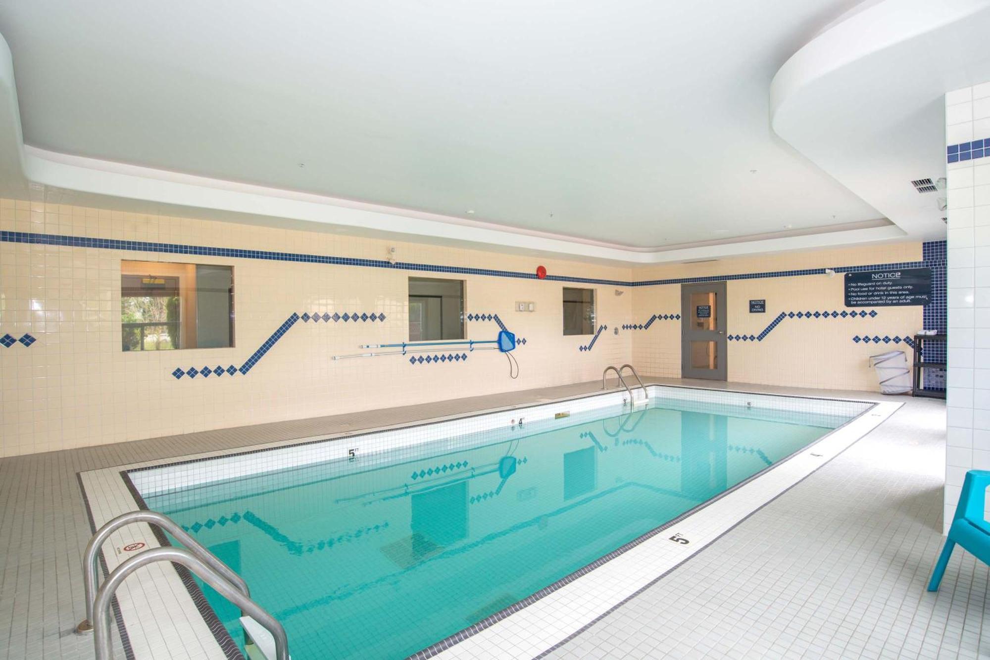 Sandman Hotel Quesnel Εξωτερικό φωτογραφία