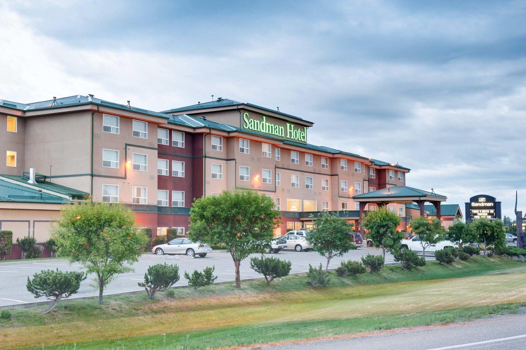 Sandman Hotel Quesnel Εξωτερικό φωτογραφία